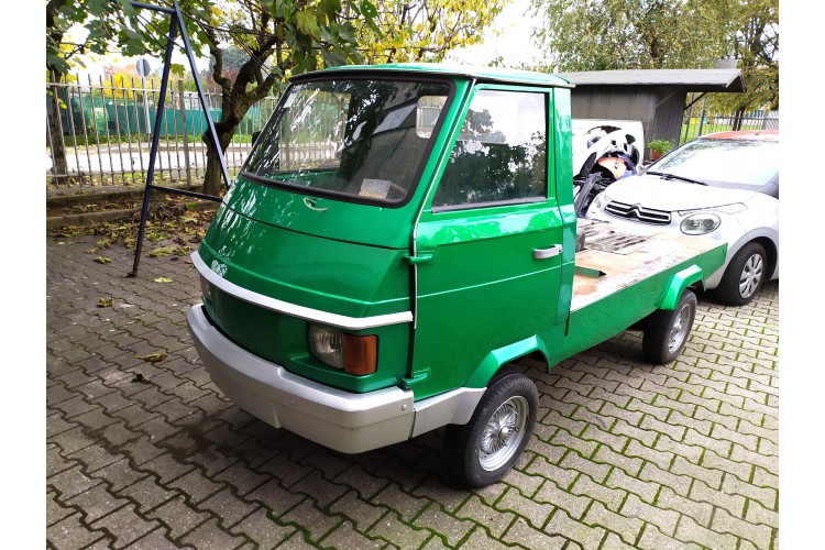 Piaggio Poker 400